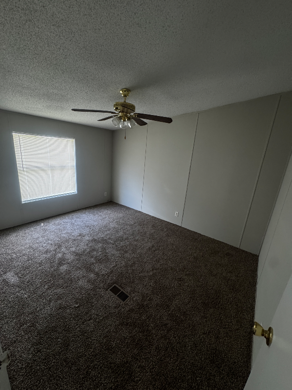 Building Photo - 144 Fox Meadow Dr