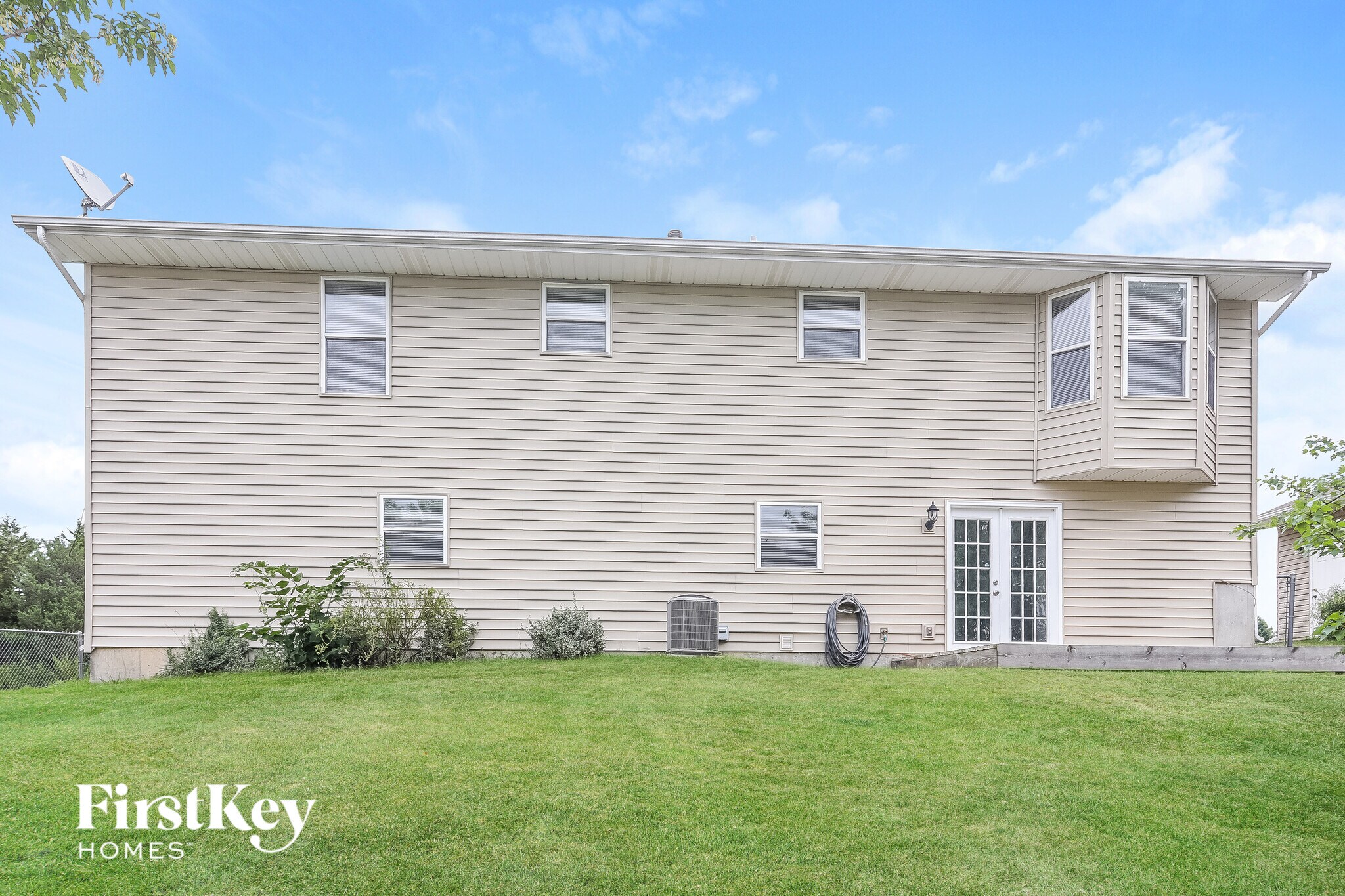 Building Photo - 1709 Bridlespur Dr