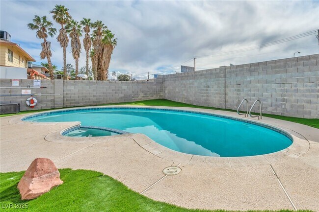 Building Photo - 5255 Barbara Way