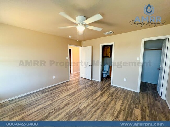 Building Photo - 7410 5th St