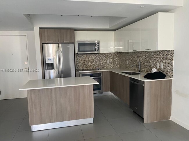 Building Photo - 5252 NW 85th Ave