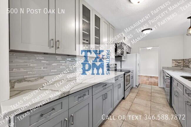 Building Photo - 500 N Post Oak Ln