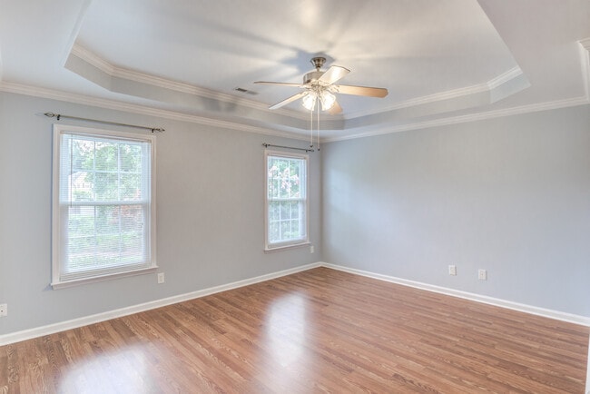Building Photo - 833 Willow Bay Dr