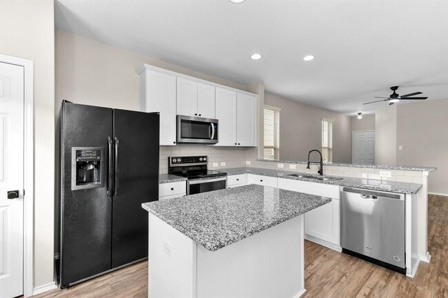 Building Photo - 508 Crane Crest Dr