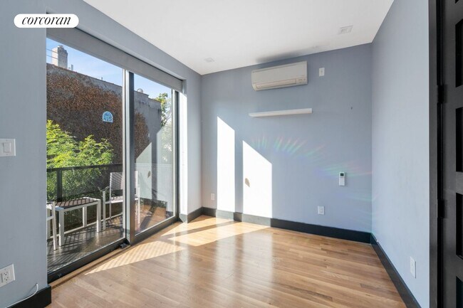Building Photo - 568 Lafayette Ave