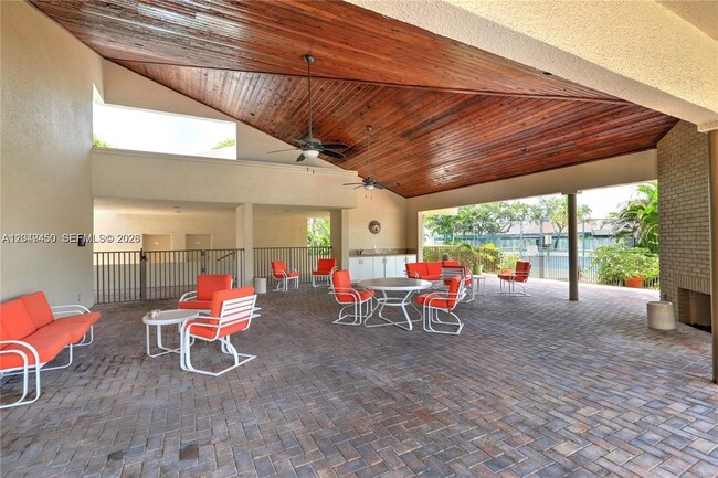 Building Photo - 8124 SW 87th Terrace