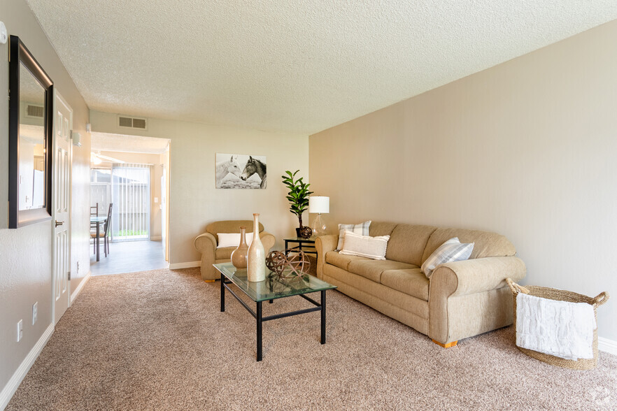 2BD, 1.5BA - Living Room - Torrey Ridge