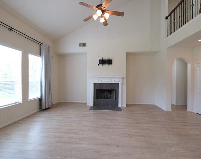 Building Photo - 12802 Flat Creek Dr