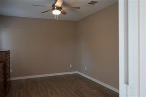 Building Photo - 2416 Roosevelt Dr