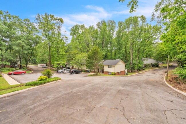 Building Photo - 87 Briarview Cir