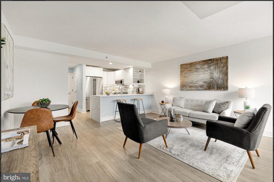 Living Room - 800 4th St SW