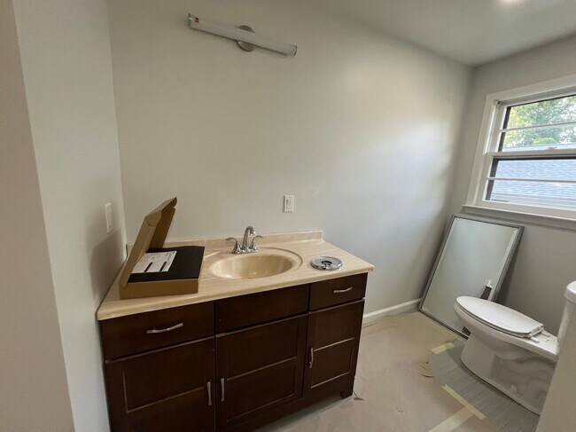 Building Photo - 485 Peet St