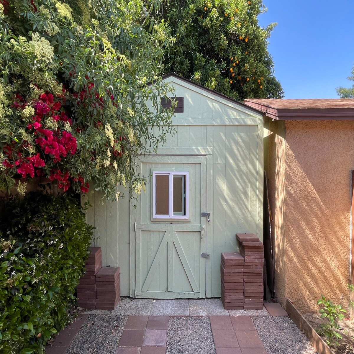 Building Photo - 8045 Norwich Ave