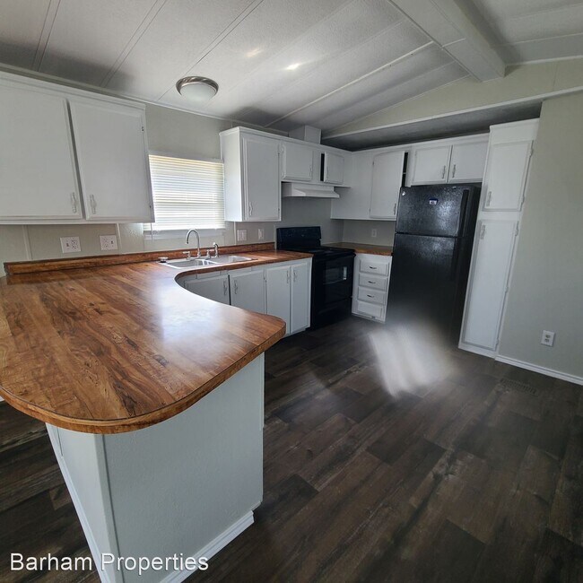 Building Photo - 2 br, 2 bath House - 246 Circle Park Dr.