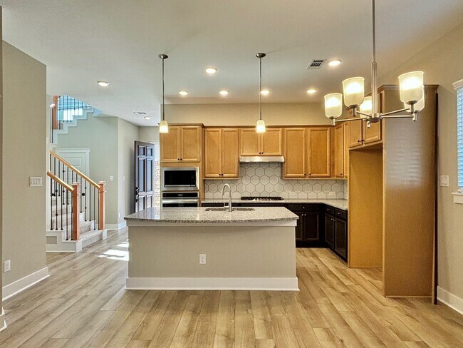 Building Photo - 18646 Marvelous Pl