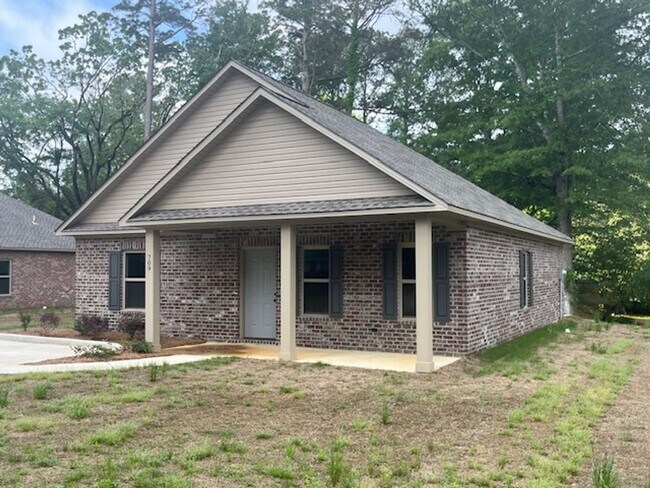 Building Photo - 709 George Ave