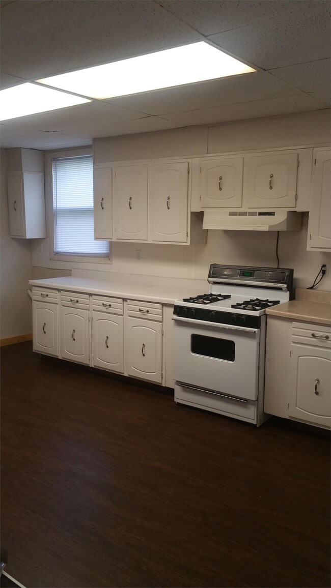 Building Photo - 309 2nd Ave