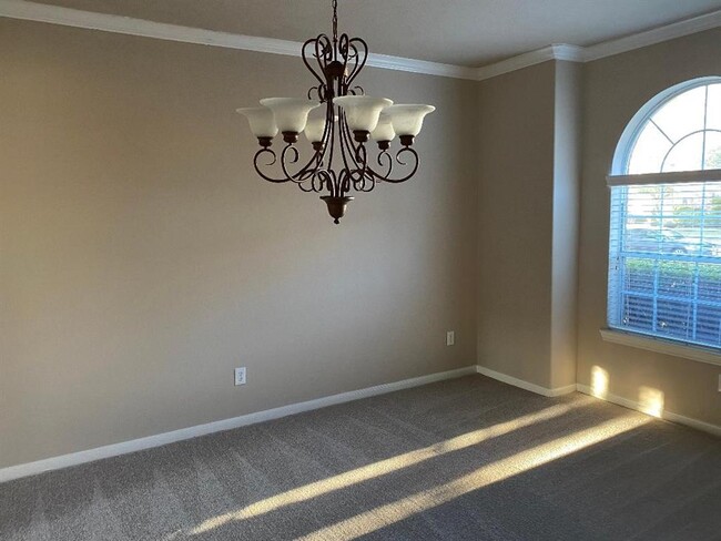 Building Photo - 17423 Memorial Mills Dr