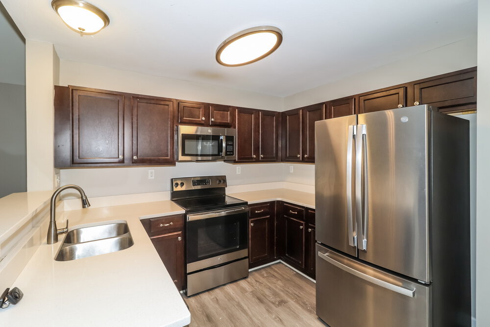 Building Photo - 8129 Jordan View Dr