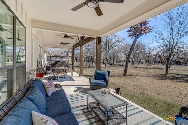 Building Photo - 281 Cibolo Way
