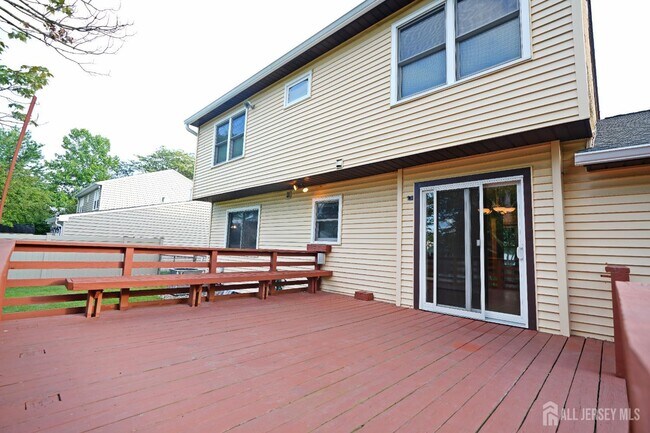 Building Photo - 19 Wetherhill Way