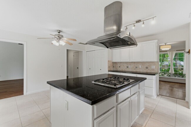 Building Photo - 59 Fire Flicker Pl