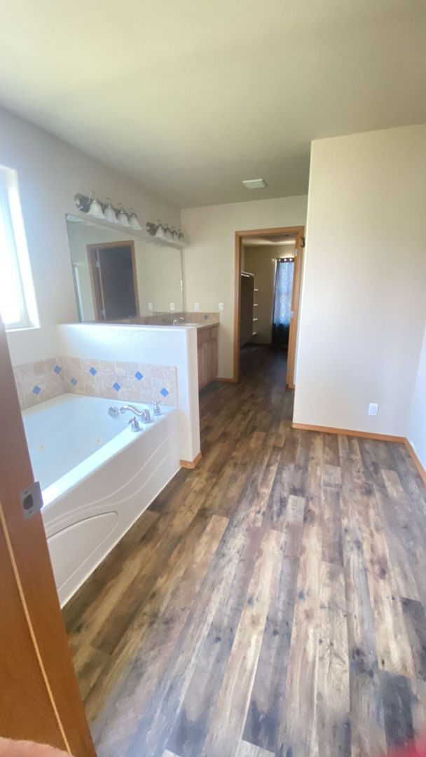 Building Photo - Live Where Convenience Meets Comfort