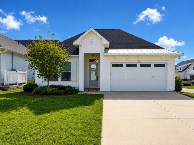 Building Photo - 465 Karcher Ave