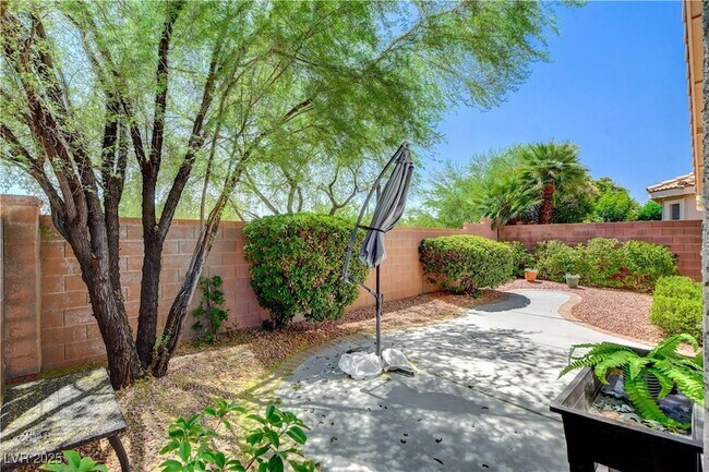 Building Photo - 11125 Gateview Ln
