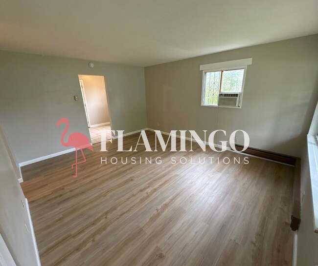 Building Photo - 4607 Kuendinger Ave