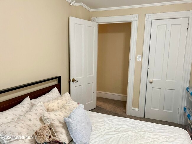 Building Photo - 500 Main St