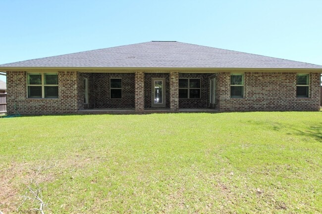 Building Photo - Ventura Estates Rental – 4 Bedrooms, 2 Bat...