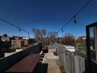 Building Photo - 1020 E 46th St