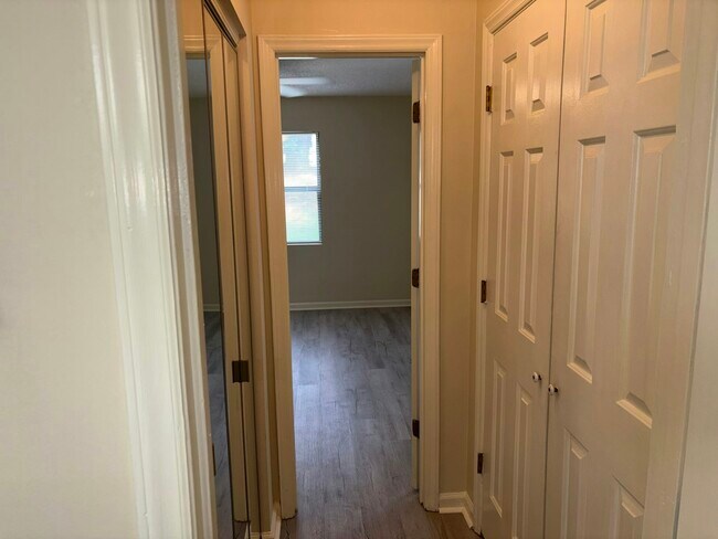 Building Photo - 110 Heywood Rd