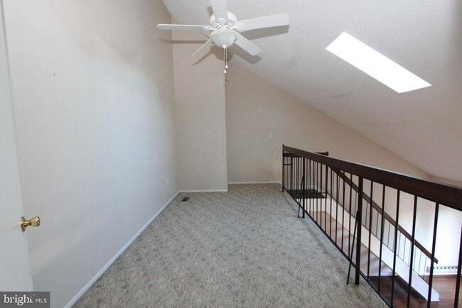 Building Photo - 2202 Aspen Dr