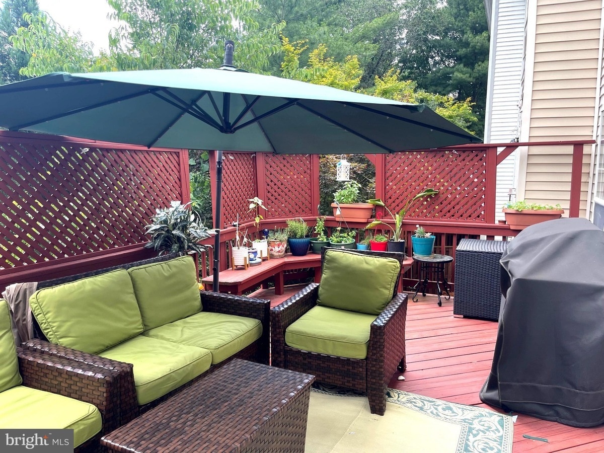 Building Photo - 47402 Darkhollow Falls Ter