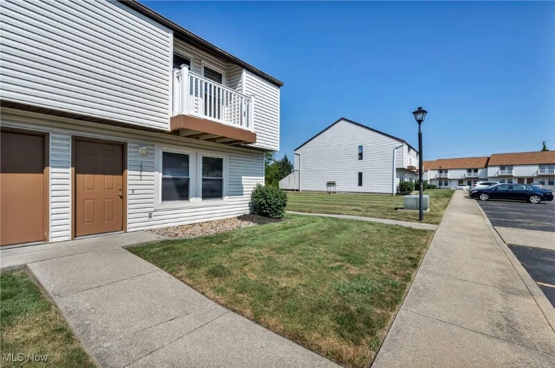 Building Photo - 1527 Whitehall Blvd