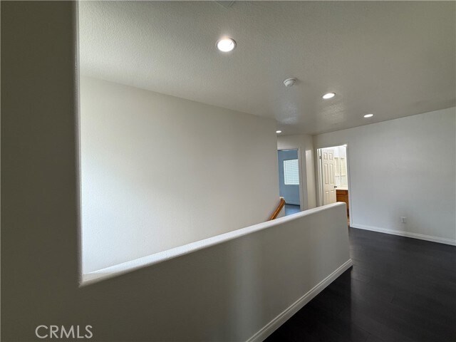 Building Photo - 506 N Placer Privado