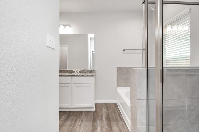 Building Photo - 424 Camino Bay Dr