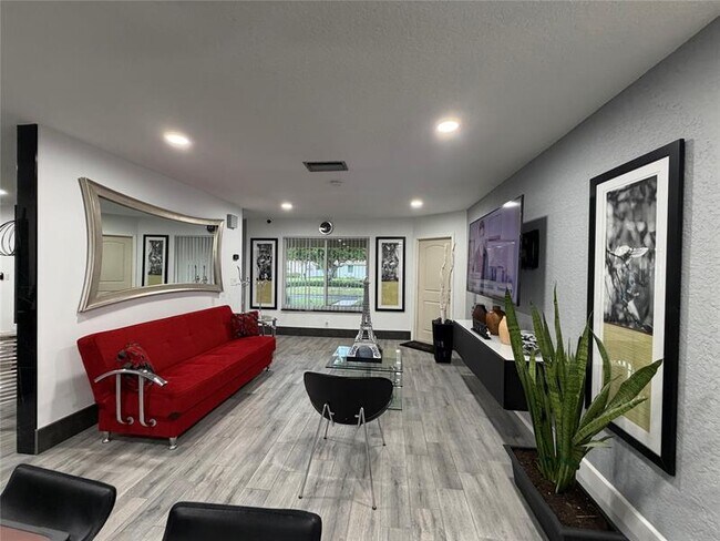 Building Photo - 11240 NW 43rd St