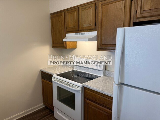 Building Photo - 9101 Parktop Ln NW