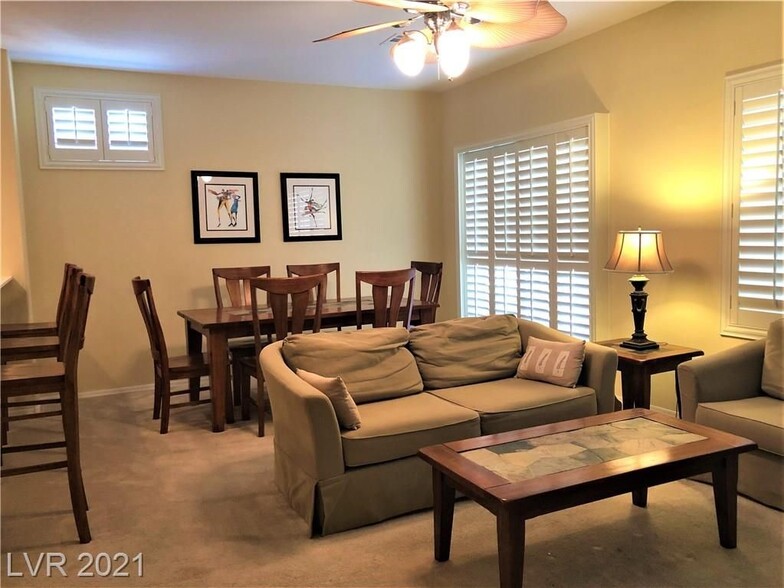 Building Photo - 2150 Waterton Rivers Dr