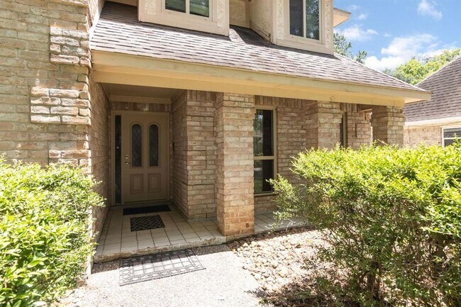 Building Photo - 13618 Jessica Ln
