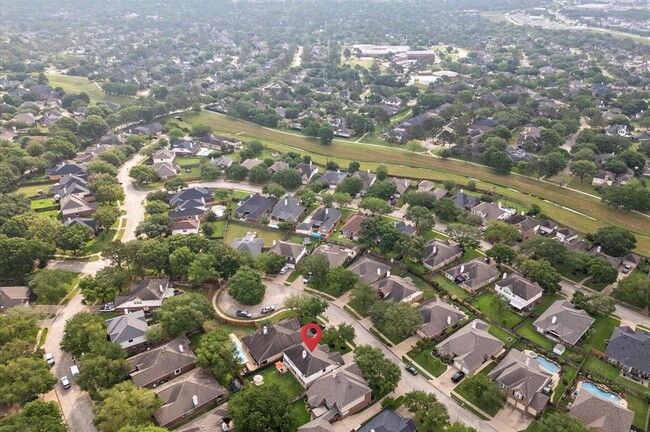 Building Photo - 15407 Cumberland Oak Way