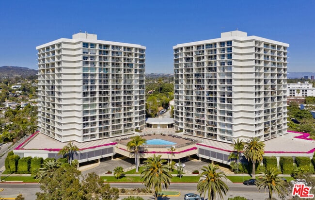 Primary Photo - 201 Ocean Ave Ext
