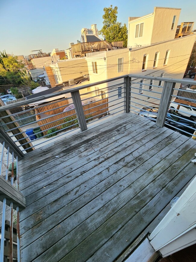 Building Photo - 444 E Fort Ave