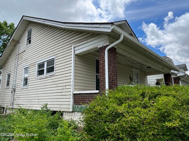Building Photo - 500 Montana Ave