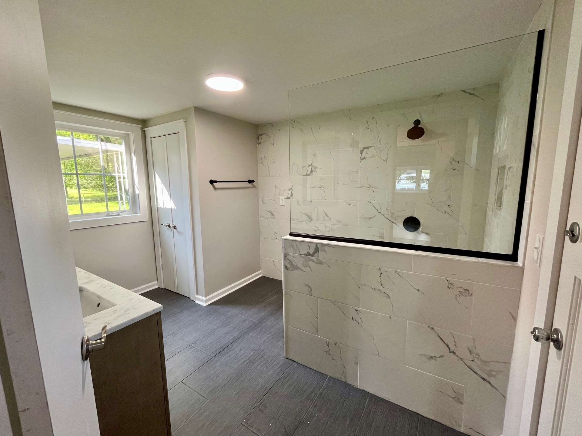 Master Bath - 2707 Granbrook Dr