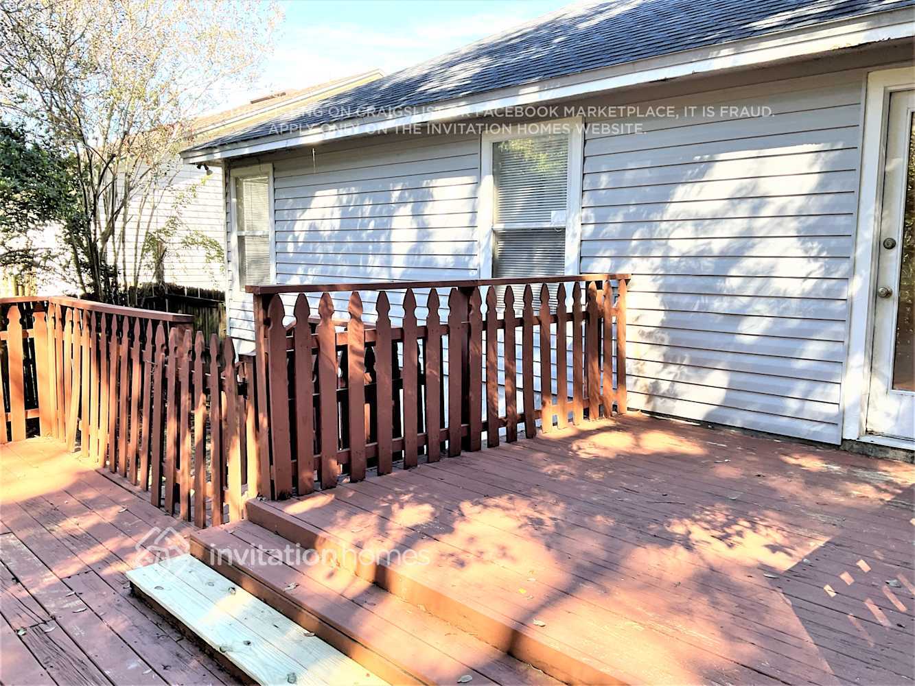 Building Photo - 1724 Chandelier Cir W