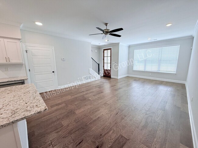 Building Photo - 4088 Fieldstone Lp
